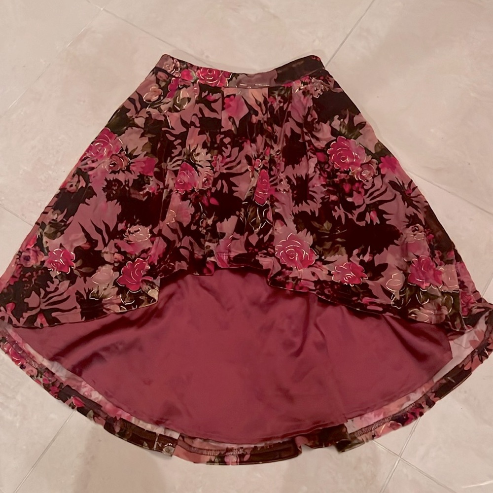 Joyfolie velvet high low skirt floral print